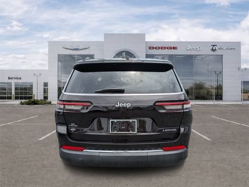 Certified 2022 Jeep Grand Cherokee L Limited RWD image 4