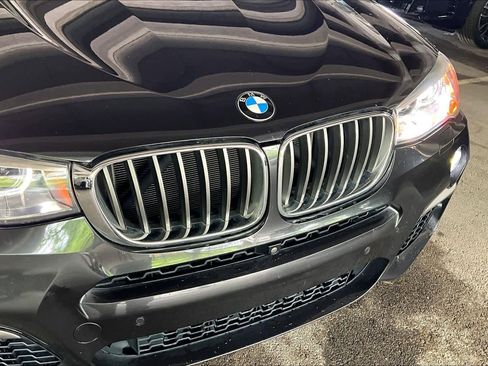 Used 2018 BMW X4 M40i image 29