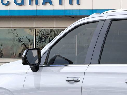 New 2026 Chevrolet Suburban Premier image 12