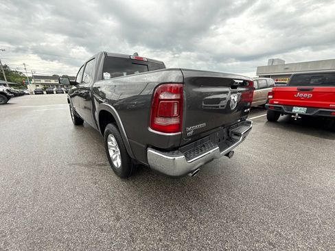 Used 2022 RAM 1500 Laramie AWD/4WD image 3