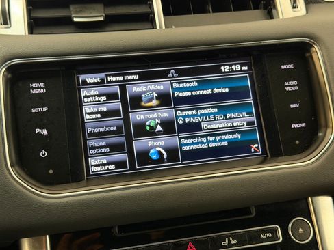 Used 2014 Land Rover Range Rover Sport HSE image 25