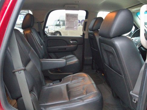 Used 2014 GMC Yukon SLT image 32