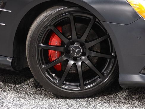 Used 2016 Mercedes-Benz SL 550 w/ Mille Miglia Edition image 4