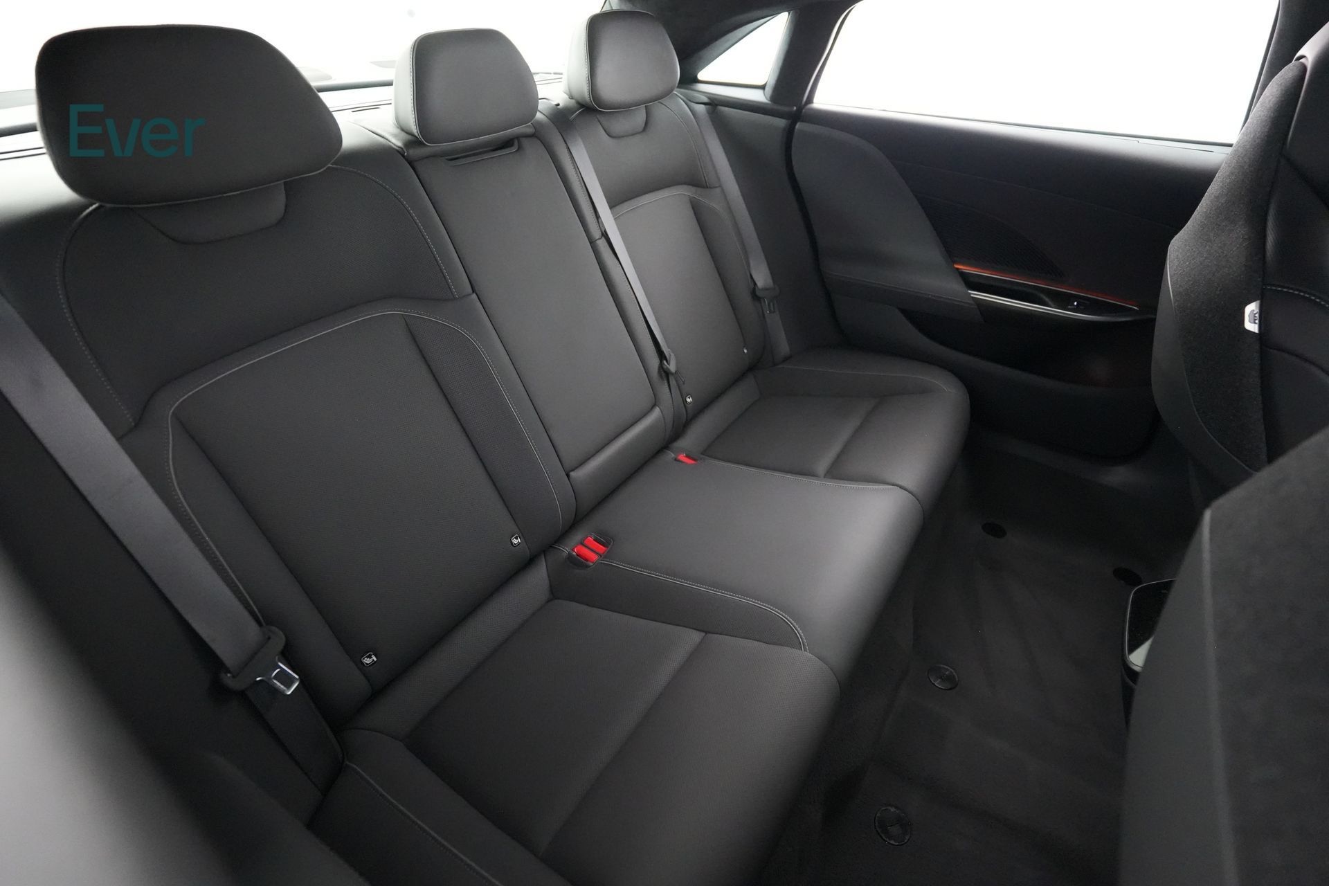 Used 2023 Lucid Air Touring AWD/4WD image 5