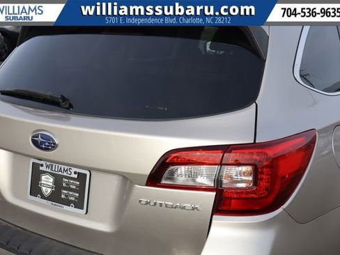 Used 2019 Subaru Outback 2.5i Limited image 12