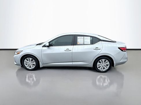 Used 2023 Nissan Sentra S image 4