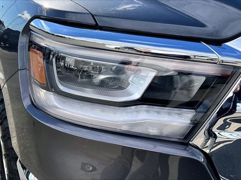 Used 2024 RAM 1500 Laramie image 31