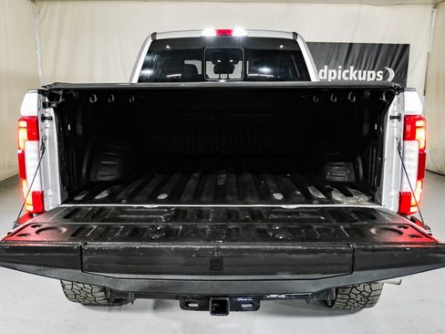 Used 2019 Ford F250 Platinum w/ Platinum Ultimate Package image 46
