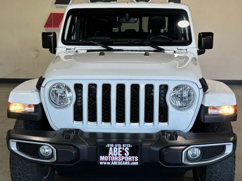 Used 2022 Jeep Gladiator Overland w/ Popular Equipment Package AWD/4WD image 3