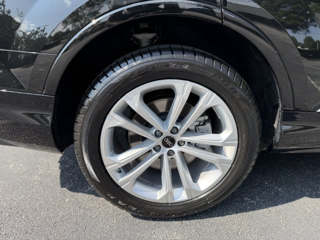 Used 2025 Audi Q7 3.0T Premium Plus AWD/4WD image 51