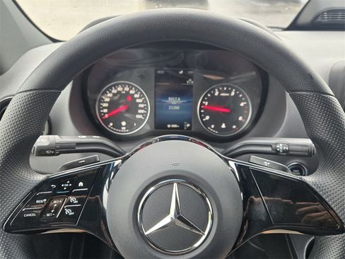 Used 2025 Mercedes-Benz Sprinter 2500 image 23