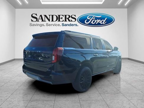 Used 2025 Ford Expedition Max Platinum w/ Driver's Package AWD/4WD image 2