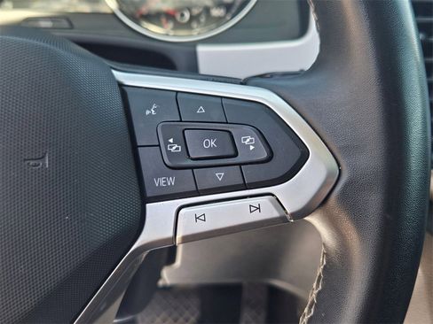 Used 2021 Volkswagen Atlas SE w/ Panoramic Sunroof Package image 18