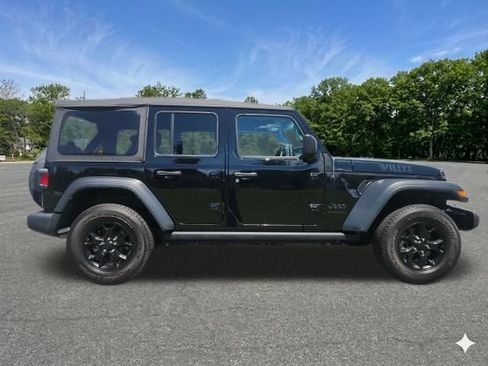 Used 2022 Jeep Wrangler Unlimited Sport AWD/4WD image 5
