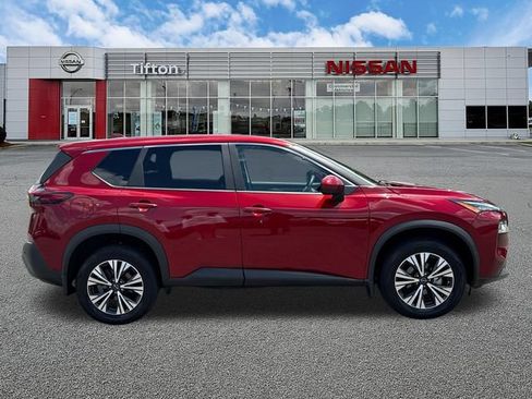 Used 2023 Nissan Rogue SV FWD image 8