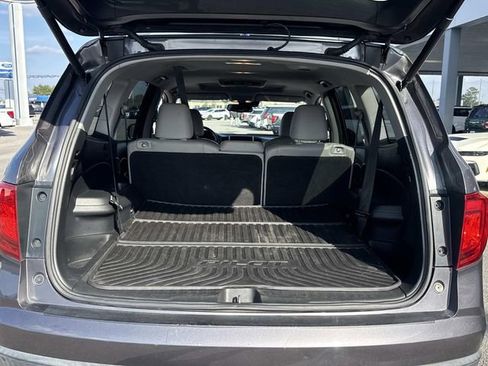 Used 2016 Honda Pilot Touring image 13