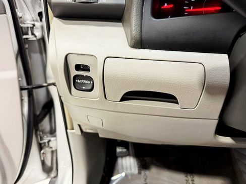 Used 2007 Toyota Camry LE image 13