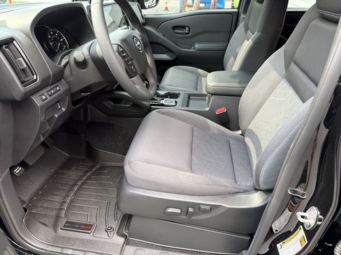 Used 2026 Nissan Frontier SV w/ SV Convenience Package AWD/4WD image 11