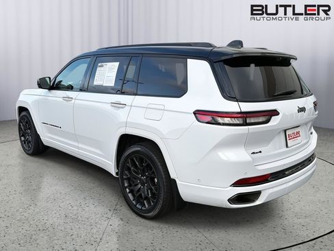 Used 2024 Jeep Grand Cherokee L Summit AWD/4WD image 4