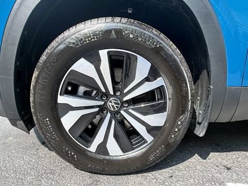 Used 2026 Volkswagen Atlas SE AWD/4WD image 9