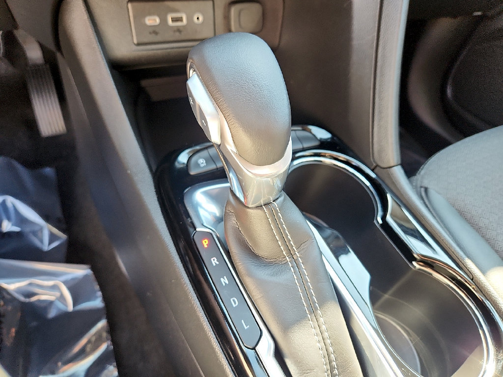 Used 2023 Buick Encore GX Select w/ Safety Package II AWD/4WD image 14