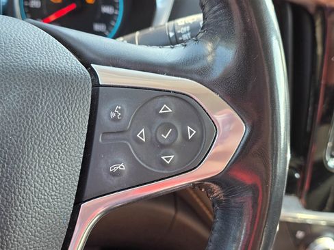 Used 2018 Chevrolet Traverse Premier w/ Driver Confidence II Package FWD image 24