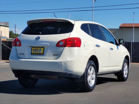 Used 2010 Nissan Rogue S w/ 360 Degree Value Pkg FWD image 4