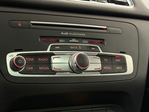 Used 2017 Audi Q3 2.0T Premium image 23