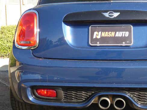 Used 2015 MINI Cooper S image 11