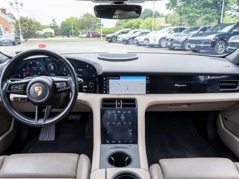 Used 2021 Porsche Taycan RWD image 24