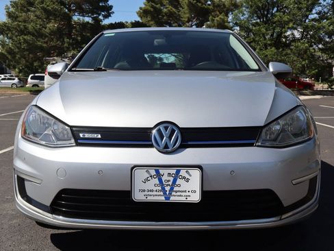 Used 2015 Volkswagen e-Golf Limited Edition FWD image 13