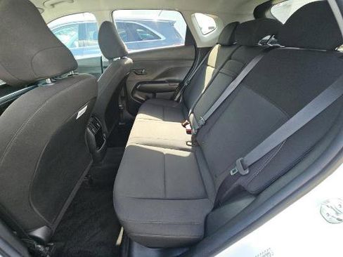 Used 2025 Hyundai Kona SEL image 8