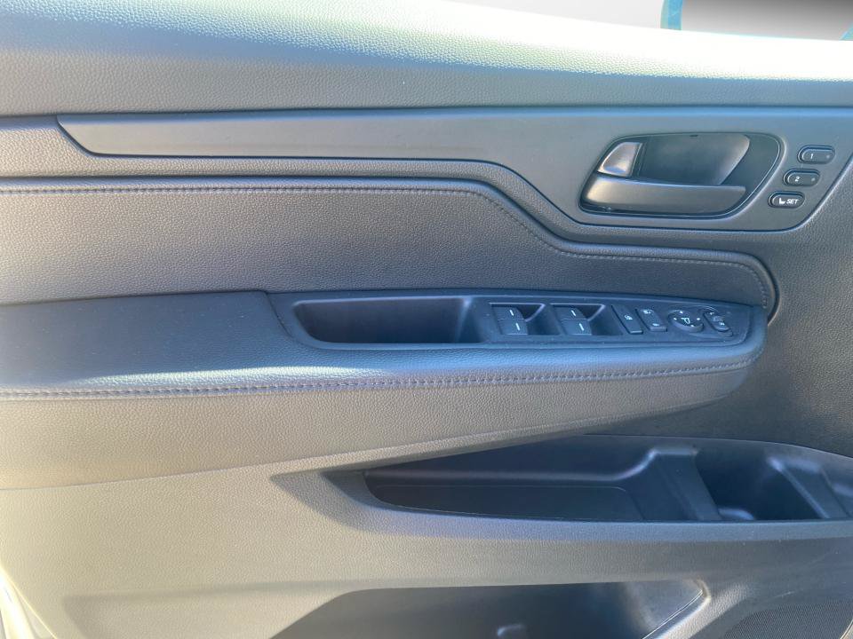 Certified 2024 Honda Odyssey EX-L image 32