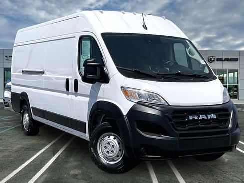 Used 2023 RAM ProMaster 3500 FWD image 12