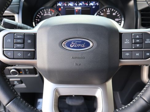 Used 2023 Ford Expedition XL image 22