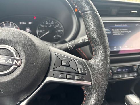 Used 2024 Nissan Kicks SR w/ SR Premium Package FWD image 21