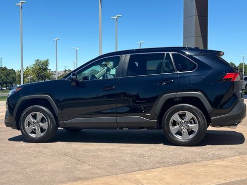 Used 2024 Toyota RAV4 XLE w/ Convenience Package AWD/4WD image 7