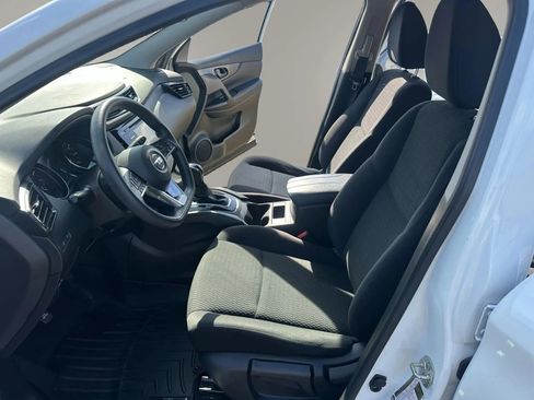 Used 2018 Nissan Rogue Sport S w/ S Appearance Package FWD image 14
