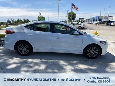 Used 2018 Hyundai Elantra SEL FWD image 16