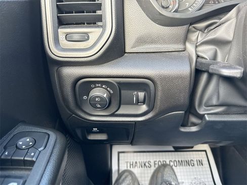 Used 2025 RAM 1500 Classic Warlock image 18