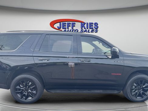 Used 2024 Chevrolet Tahoe LS AWD/4WD image 4
