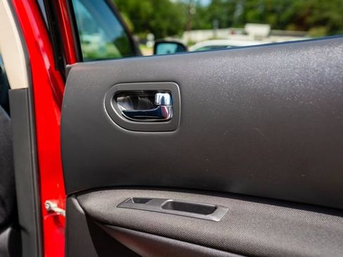 Used 2013 Nissan Rogue S w/ Special Edition Pkg FWD image 24