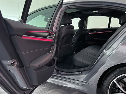 Used 2023 BMW 540i xDrive w/ M Sport Package image 21