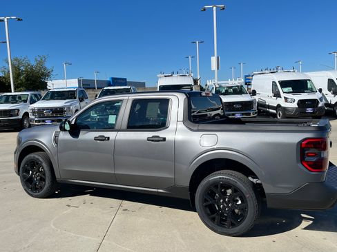 New 2025 Ford Maverick XLT w/ XLT Luxury Package AWD/4WD image 2