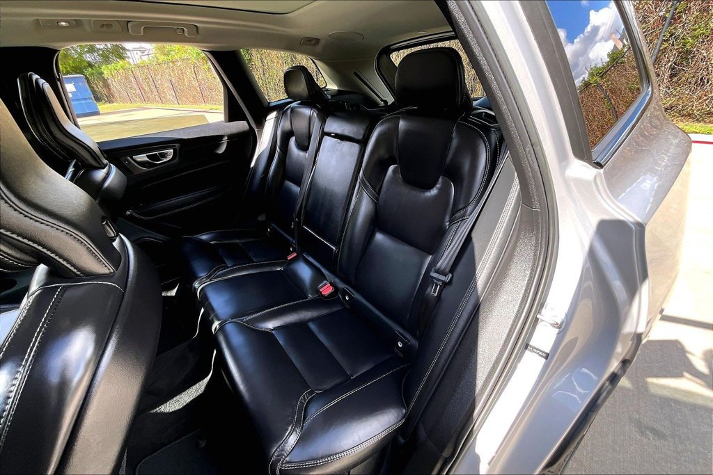Used 2023 Volvo XC60 B5 Ultimate w/ Climate Package AWD/4WD image 34