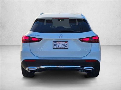 Certified 2025 Mercedes-Benz GLA 250 image 7