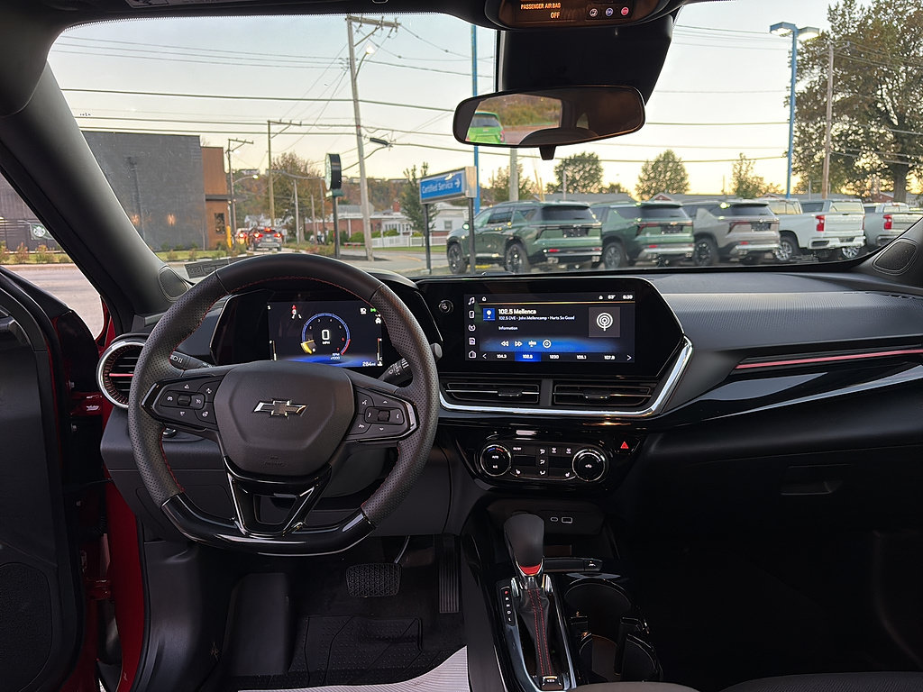 Used 2026 Chevrolet Trax RS w/ Driver Confidence Package FWD image 10