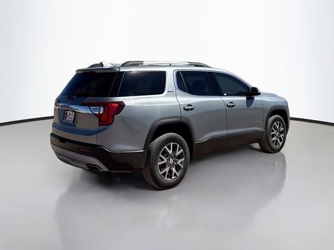 Used 2023 GMC Acadia SLT w/ Preferred Package image 7