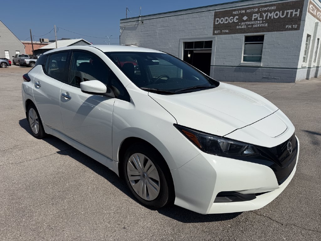 Used 2025 Nissan Leaf S FWD image 20