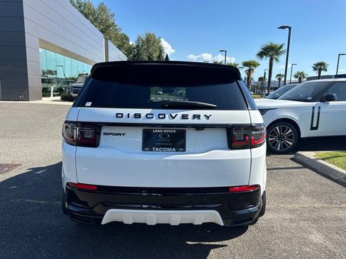 Certified 2025 Land Rover Discovery Sport Dynamic SE AWD/4WD image 7
